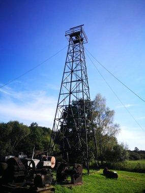 Vintage köyü. Renkli sanatsal görünüş. Polonya 'nın Sanok kentindeki tarama merkezi..