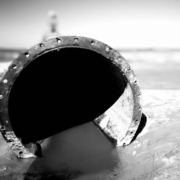 Silting Funziona Sulla Spiaggia Look Artistico Bianco Nero — Foto Stock