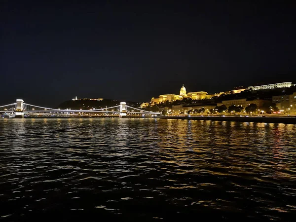 Budapest Hungría Capitolio Por Noche Aspecto Artístico Colores Parlamento Río — Foto de Stock