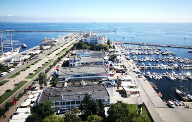 Mimarlık ve şehir manzarası. Gdynia Polonya liman şehri. Gdansk Körfezi, Baltık Denizi, Gdynia, Polonya.