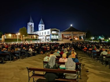Bosna-Hersek 'in Medjugorje kentinde Aziz Mary Sığınağı.