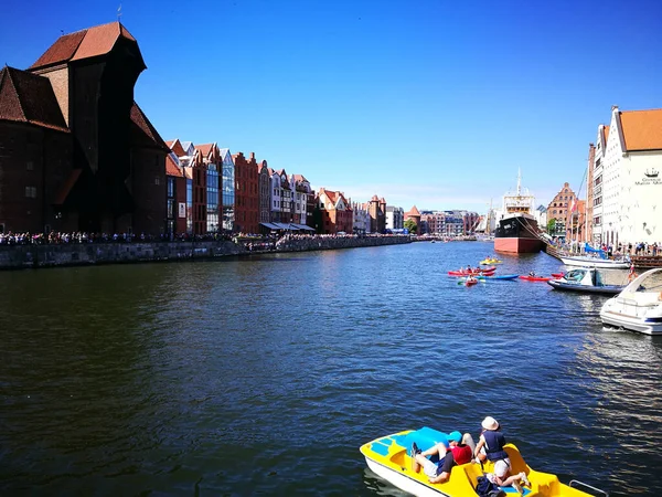 Sommartid Hansans Historiska Stad Gdansk Parad Segelfartyg Och Yachter Segla — Stockfoto