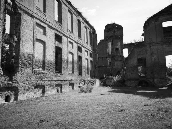 Ruinas Del Palacio Finckenstein Kamieniec Polonia —  Fotos de Stock