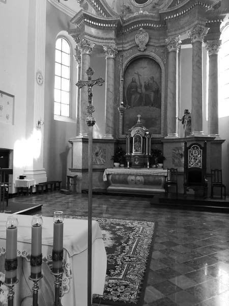 Catedral Basisilica Interior Lugar Oração Confessando Religiões Cristãs Cidade Polaca — Fotografia de Stock