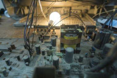 Eski Tv ana kartı tamiri içinde elektronik