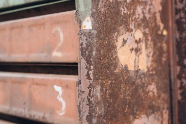 Eski duvar doku sokakta