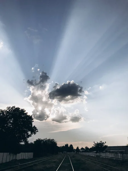 Хмари Яскраво Синьому Небі — стокове фото