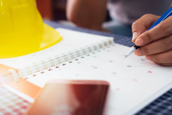 Las Manos Arquitecta Está Planificando Gestionando Trabajo Calendario Concepto Planificación Fotos de stock libres de derechos