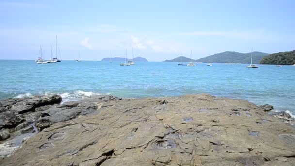 Paisaje Bahía Yon Andaman Mar Con Agua Clara Yates Durante — Vídeos de Stock