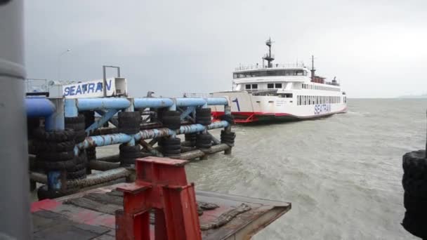 Suratthani Thailand August 2019 Ferry Leaving Nathon Seaport Samui Island — Stock Video