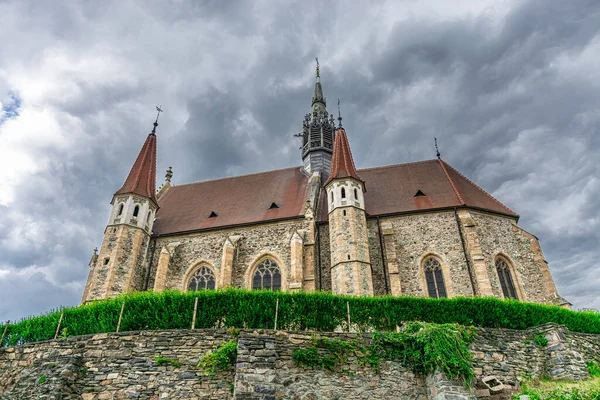 奥地利南部布尔根兰州令人惊奇的哥特式的Mariasdorf教堂 — 图库照片