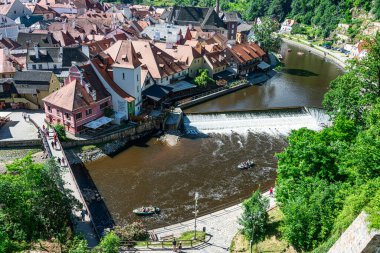 esk Krumlov. Çek Cumhuriyeti 'nde Esk Krumlov şehri manzarası