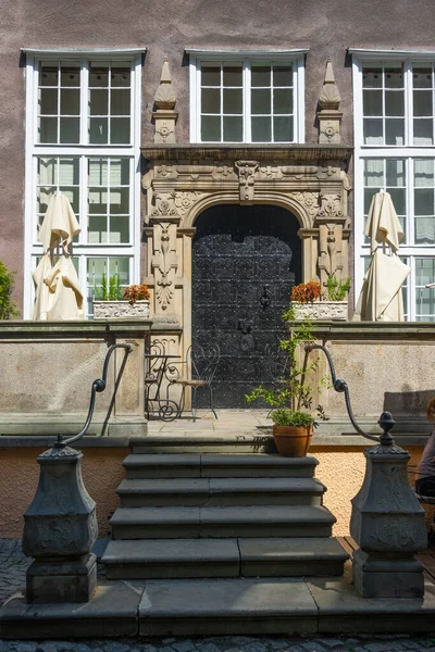 Gdansk 'taki Mariacka caddesinin mimarisi Gdansk' ın en önemli turistik yerlerinden biridir..