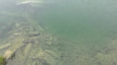 Estonya, Rummu 'daki terk edilmiş kireçtaşı ocağının izleri.