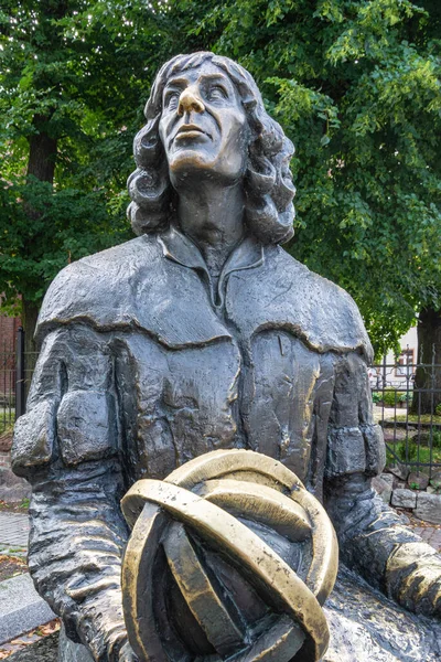 Estatua Nicolás Copérnico Olsztyn — Foto de Stock
