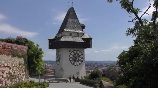 Schlossberg Zamek Hill Wieżą Zegarową Uhrturm Uhrturm Jest Jednym Najbardziej — Wideo stockowe