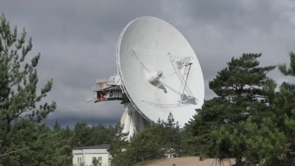 ベンスペル国際ラジオ天文学センター ベントスピルス ラジオ天文学センター Ventspils Radio Astronomical Centre ラトビアにある旧ソビエト連邦の電波天文学施設 — ストック動画
