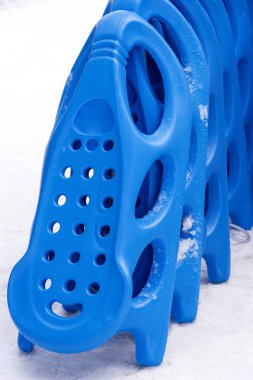 Çocuklar için renkli kızaklarımız 