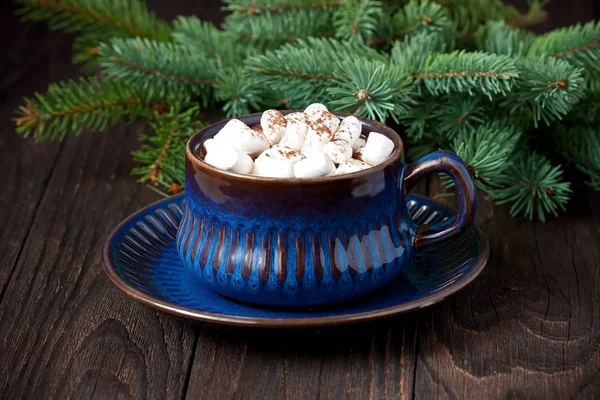 Taza Cerámica Chocolate Caliente Con Muchos Malvaviscos Delicioso Postre Para — Foto de Stock