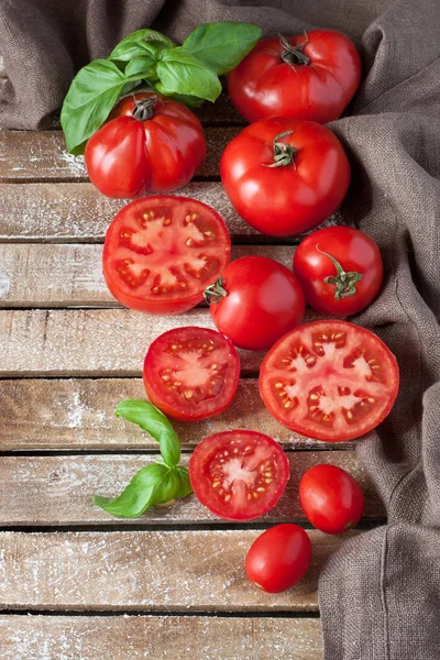 Tomates Deliciosos Coloridos Frescos — Fotografia de Stock