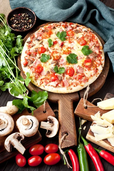 Freshly Prepared Pizza Baked Herbs Vegetables — Stock Photo, Image
