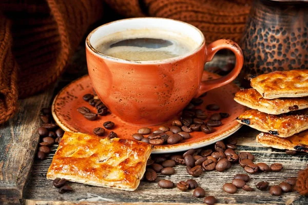 Tazza di caffè con biscotti fatti in casa — Foto Stock