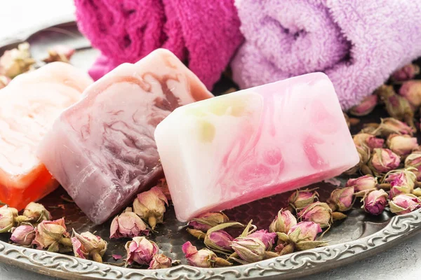 Sabun Havlularla Kaplıca Seti Spa Tedavileri Cilt Bakımı Kavramı — Stok fotoğraf