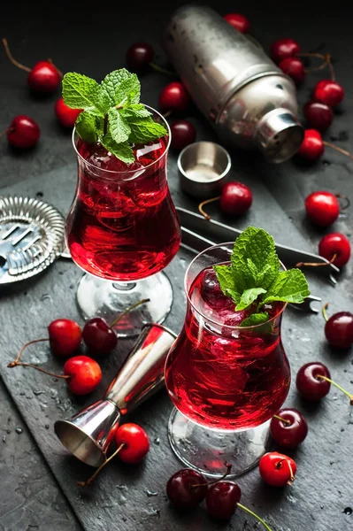 Cherry Juice Cocktail Ice Cubes Mint Leaves Ripe Sweet Cherrie — Stock Photo, Image