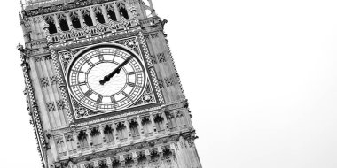 Londra'da Big Ben minimalist fotoğraf. Çekilen fotoğraf: Mart 2016