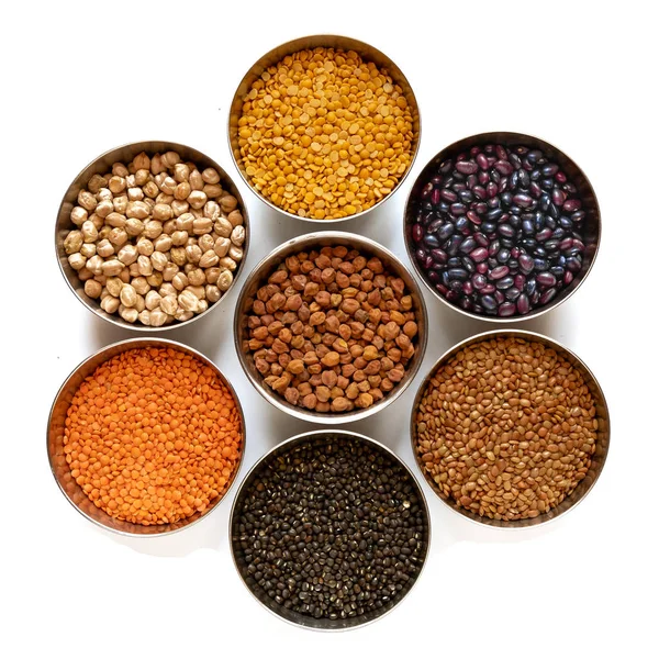 鹰嘴豆 (Channa)/Red Lentil (Masoor dal)/Split 鹰嘴豆 (Spp) — 图库照片