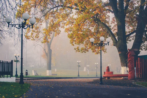 Autunno Città — Foto Stock