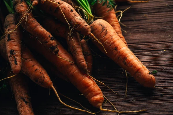Fresh Carrots Garden Close Wooden Background — Stock Photo, Image