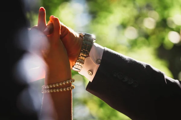 Hands Bride Groom Blurred Background — Stock Photo, Image