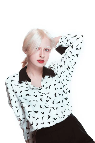 Portret Dziewczyny Blondynka Albino Studio — Zdjęcie stockowe