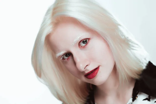 Retrato Loira Albino Menina Estúdio — Fotografia de Stock