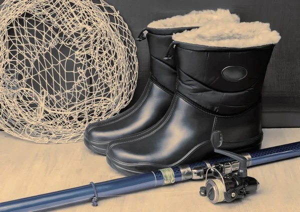 Waterproof shoes and fishing gear for fishing. — Stock Photo, Image