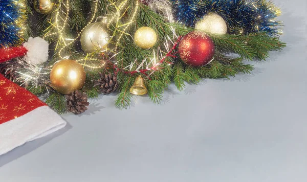 Hintergrund für die Weihnachtsgrüße mit Kopierplatz auf dem Bildschirm . — Stockfoto