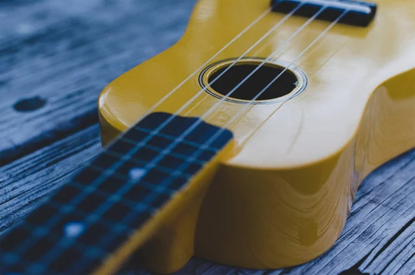 Old Looking Photo Yellow Guitar Kids — Stock Photo, Image