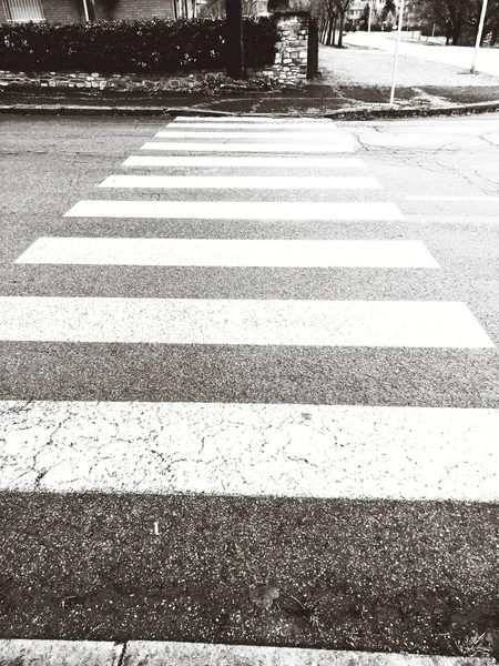 Pedestrian Crossing City Close Lined Pedestrian Crossing Marked Place Cross — Stock Photo, Image
