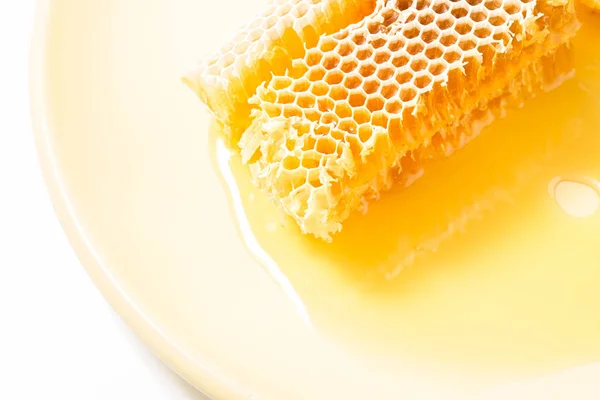 Bit Honeycomb Med Honung Närbild Hälsosamma Produkter Ekologiska Ingredienser — Stockfoto