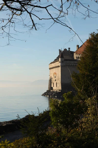Visa till Geneva laken från Shillon Castle — Stockfoto