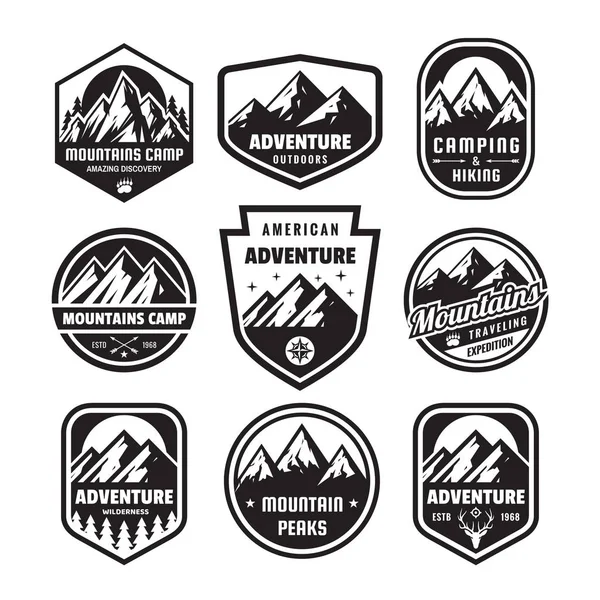 Abzeichen Für Abenteuer Outdoor Konzepte Camping Emblem Bergsteigerlogo Flachen Stil — Stockvektor