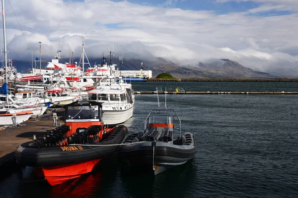 Reykjavik Ijsland September 2018 Pier Voor Toeristische Boten Haven Van — Stockfoto