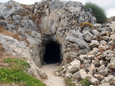 Fortezza, Rethymnon Yunan şehir kale içinde taş olan bina girişi. Paliokastro tepe. Mağara.