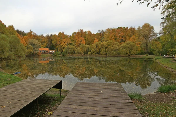 City Moscow Autumn Pond — Stock Photo, Image