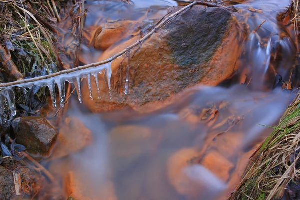 Winterlandschaft Naturbach — Stockfoto