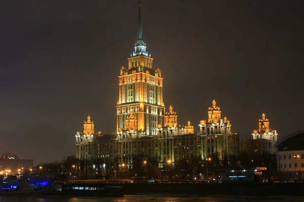 Night View Hotel Ukraine Embankment Moscow — Stock Photo, Image