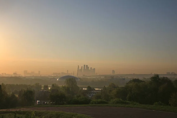 Quartiere Residenziale Krylatskoye Mosca Raggi Dell Alba Del Sole — Foto Stock