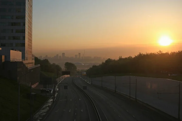 Der Wohnbezirk Chrylatskoje Moskau Die Sonnenstrahlen Der Morgendämmerung Stockbild