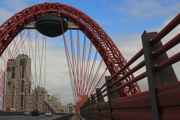 Staden Moskva Namnet Bron Pittoresk Bron Röd Form Spindel — Stockfoto